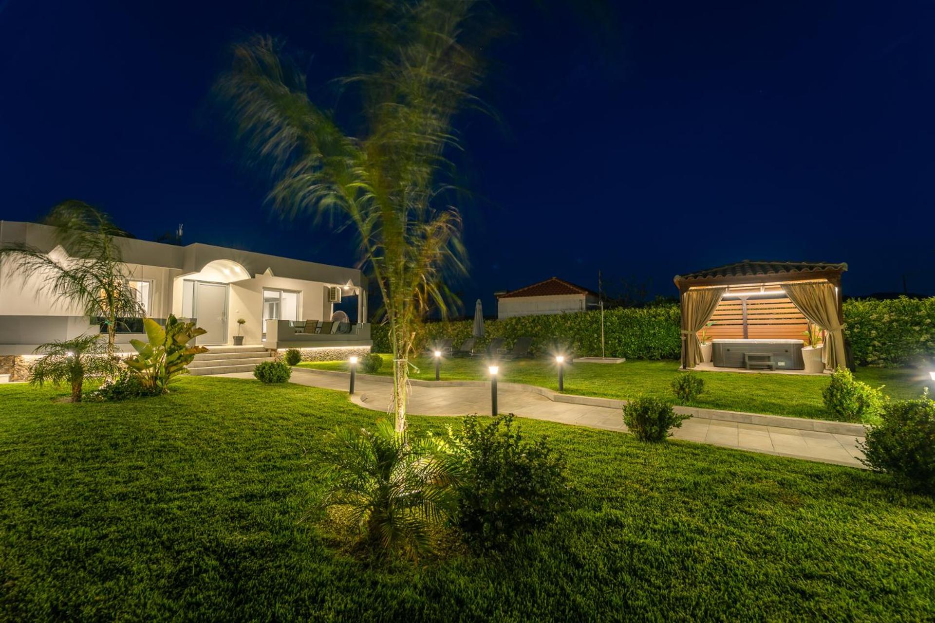 Villa Giota Luxury Living เธโอโลกอส ภายนอก รูปภาพ
