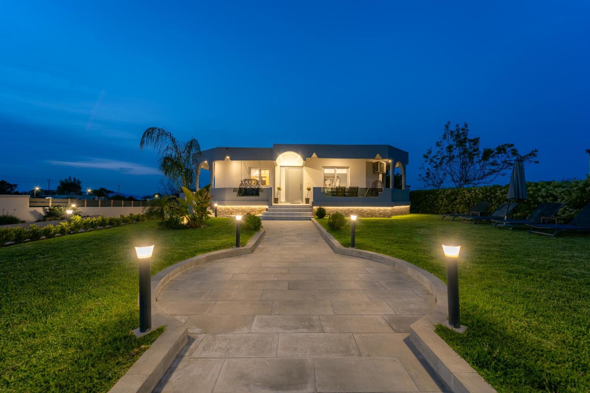 Villa Giota Luxury Living เธโอโลกอส ภายนอก รูปภาพ